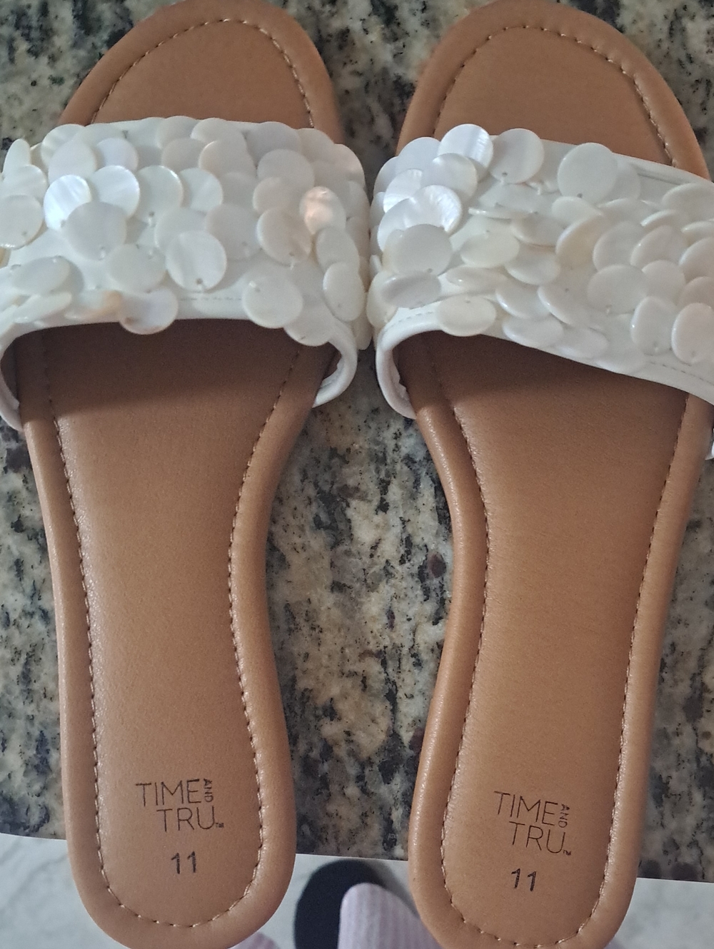 Time and Tru White Shell Slide Sandals with Tan Footbed